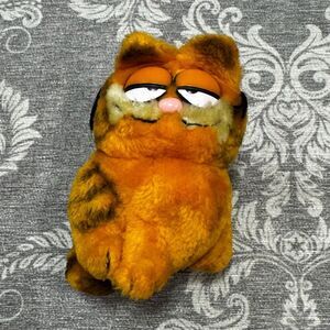 Vintage 1981 Garfield The Cat Small Plush by Dakin